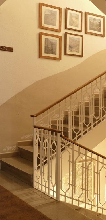 Hostal Canigo El Pont de Suert Esterno foto